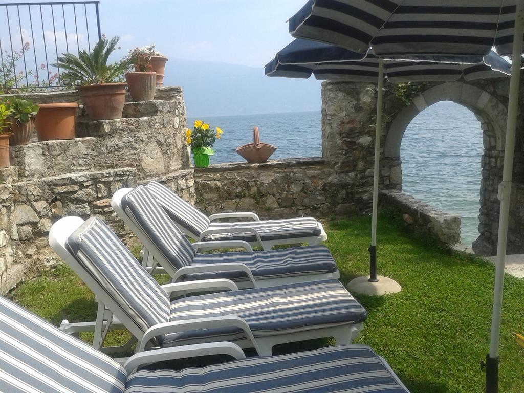 Villa Residence La Limonaia Gargnano Værelse billede